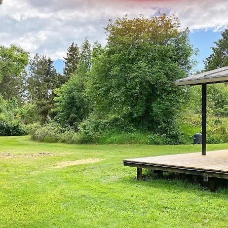 Cozy Holiday Home In Grenaa Near Beach Сasa de vacaciones *