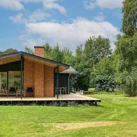 Cozy Holiday Home In Grenaa Near Beach * Grenå