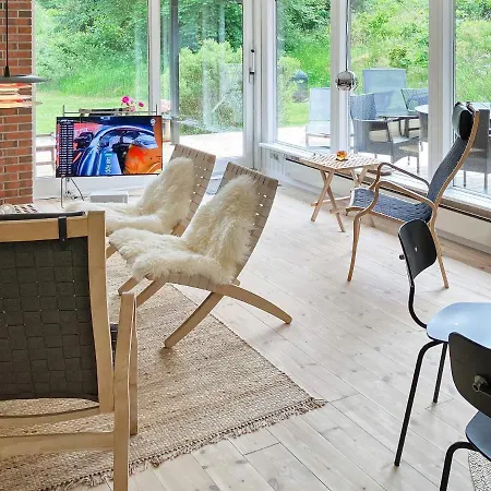 Сasa de vacaciones Cozy Holiday Home In Grenaa Near Beach *