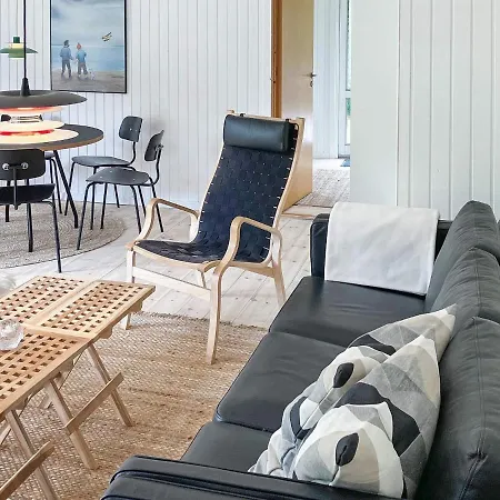 Cozy Holiday Home In Grenaa Near Beach *
