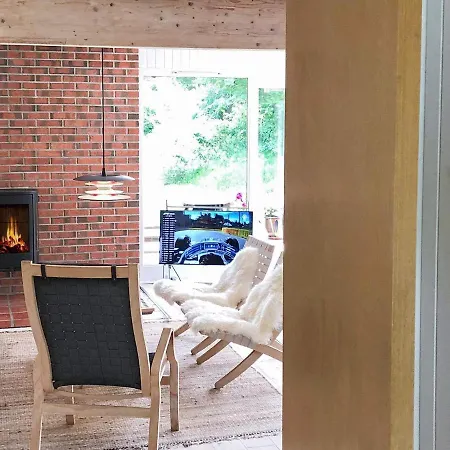 Cozy Holiday Home In Grenaa Near Beach Сasa de vacaciones *