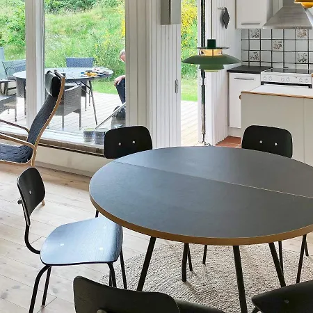 Cozy Holiday Home In Grenaa Near Beach * Grenå