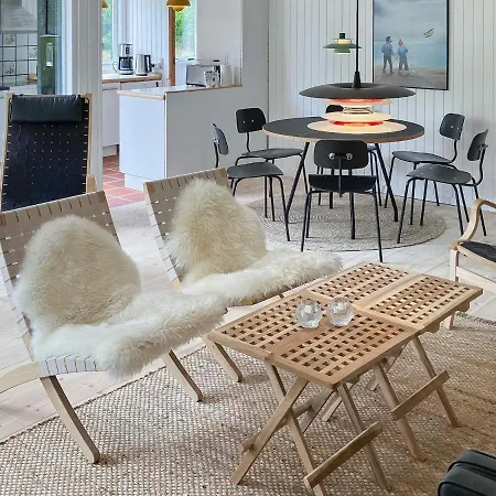 Сasa de vacaciones Cozy Holiday Home In Grenaa Near Beach *